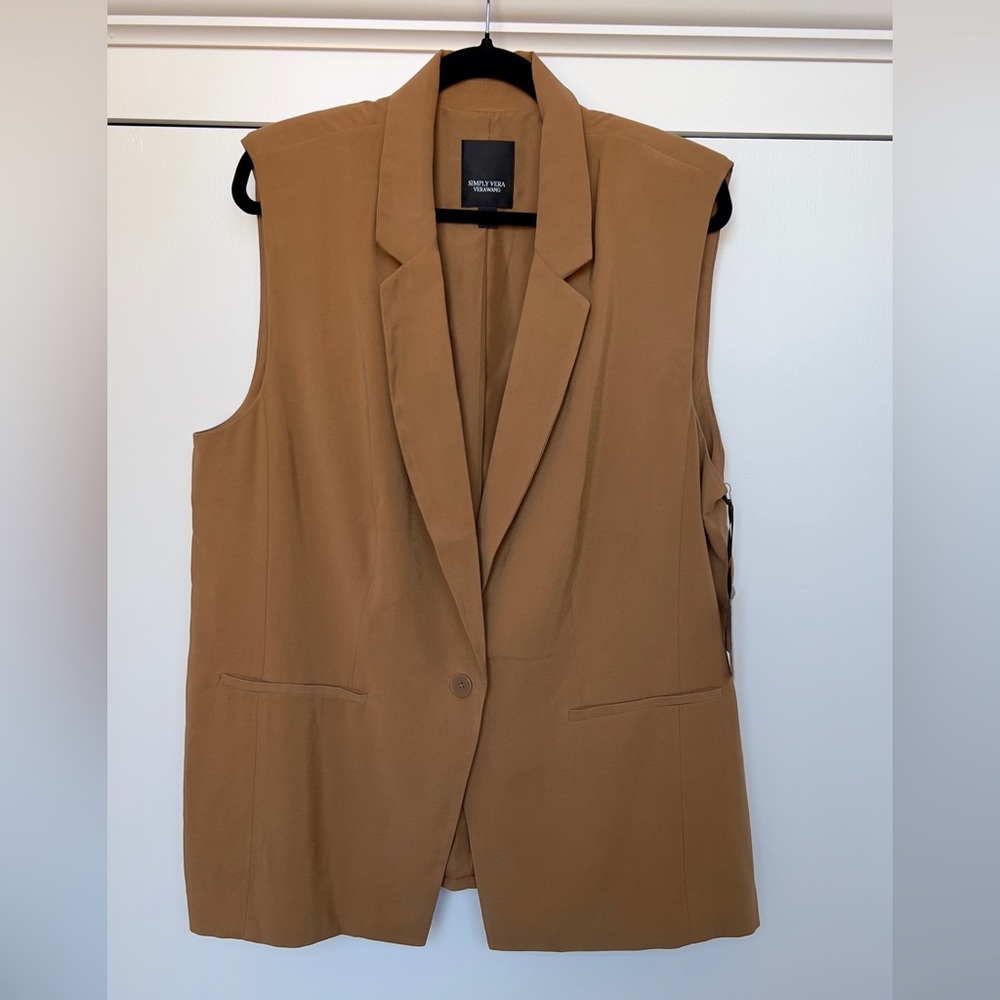 Simply Vera Vera Wang Sleeveless Blazer Vest in Camel